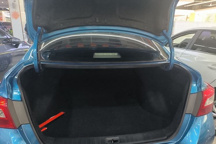 Used Nissan Sylphy EV 2018 ZhiZun Edition Trunk