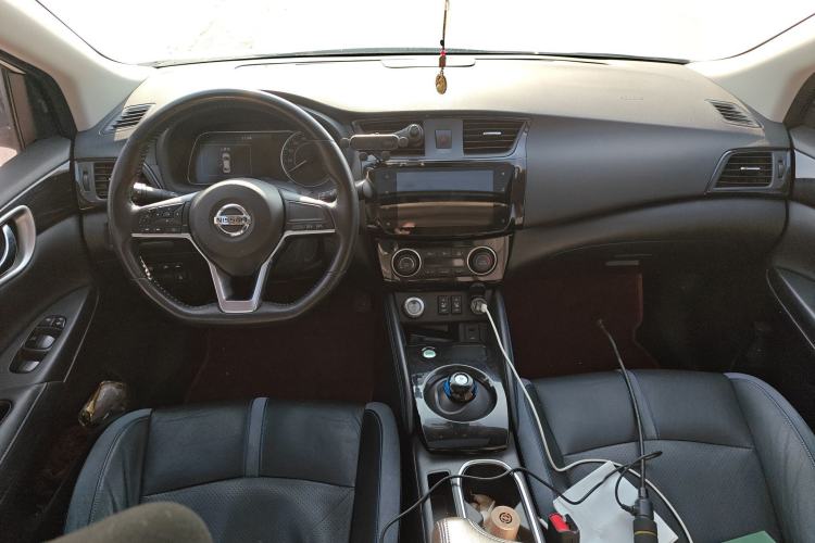 Used Nissan Sylphy EV 2018 ZhiZun Edition Center Console