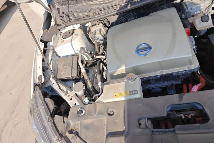 Used Nissan Sylphy EV 2018 ZhiZun Edition Engine Bay Right