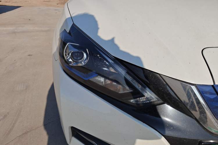Used Nissan Sylphy EV 2018 ZhiZun Edition Right Front Headlight