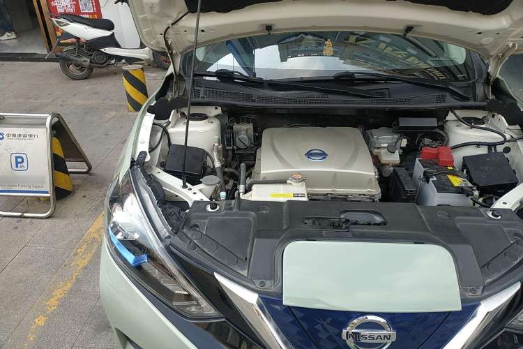Used Nissan Sylphy EV 2018 ZhiZun Edition Engine Bay Right