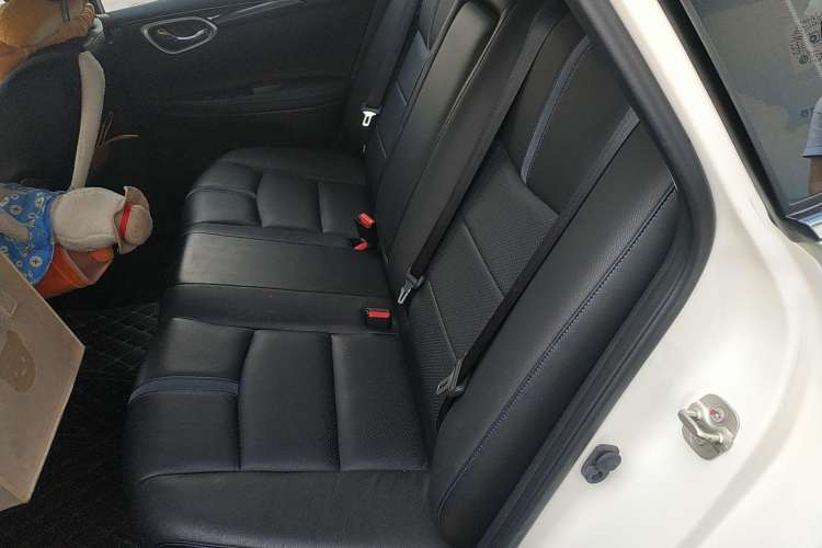 Used Nissan Sylphy EV 2018 ZhiZun Edition Left Rear Seat
