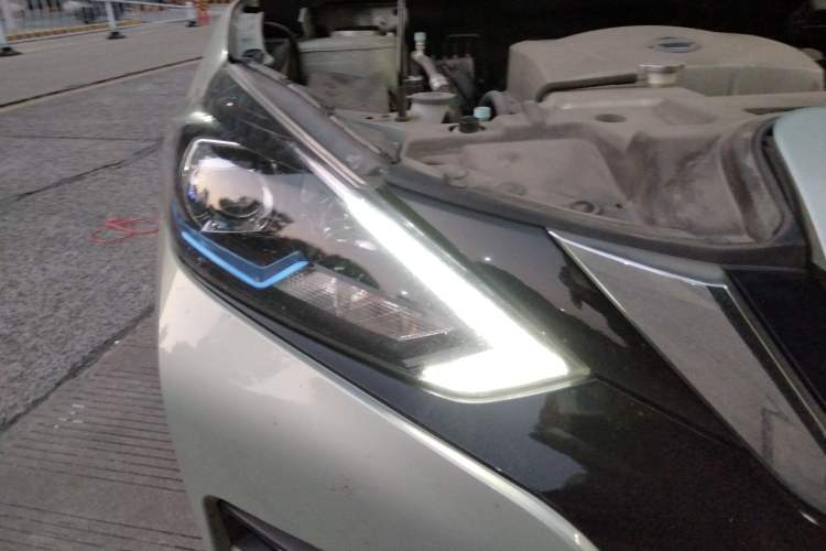 Used Nissan Sylphy EV 2018 ZhiZun Edition Right Front Headlight