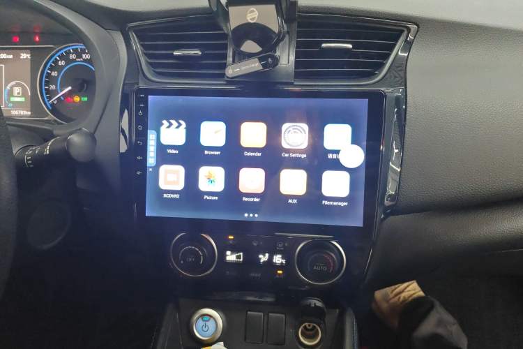 Used Nissan Sylphy EV 2018 ZhiZun Edition Audio And AC Panel