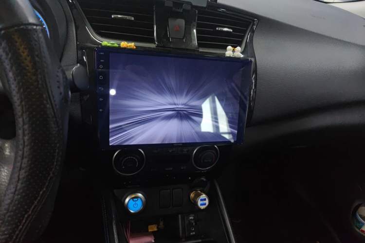 Used Nissan Sylphy EV 2018 Comfort Edition Customized Version Audio And AC Panel