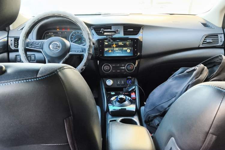Used Nissan Sylphy EV 2018 ZhiZun Edition Center Console
