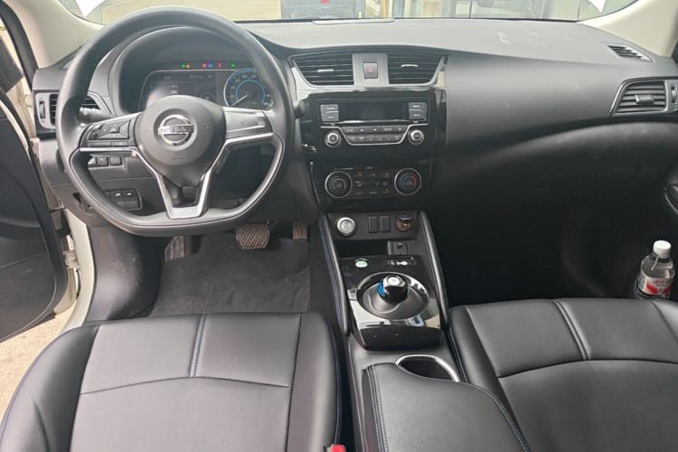 Used Nissan Sylphy EV 2018 Smart Edition Center Console