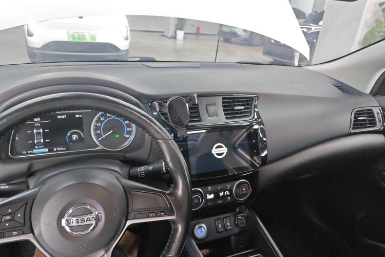 Used Nissan Sylphy EV 2018 ZhiZun Edition Center Console