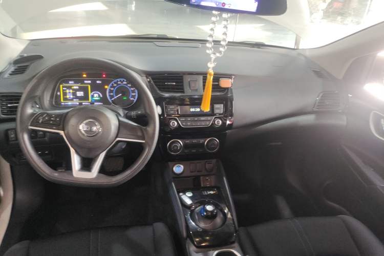 Used Nissan Sylphy EV 2018 Smart Edition Center Console