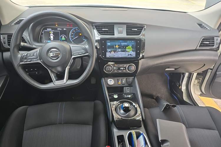 Used Nissan Sylphy EV 2018 Smart Edition Center Console