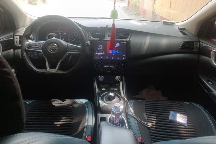 Used Nissan Sylphy EV 2018 Smart Edition Center Console