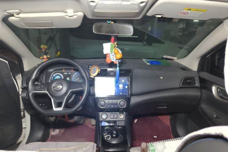Used Nissan Sylphy EV 2018 Smart Edition Center Console