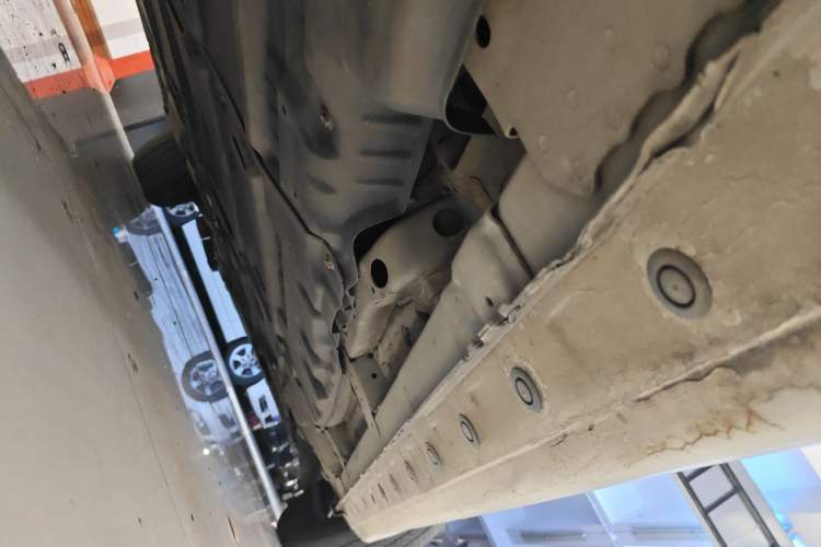 Used Nissan Sylphy EV 2018 ZhiZun Edition Chassis Rear Right