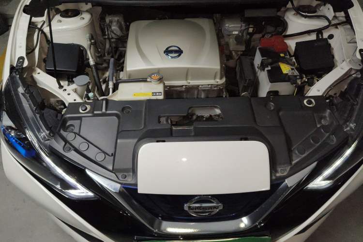 Used Nissan Sylphy EV 2018 ZhiZun Edition Engine Bay