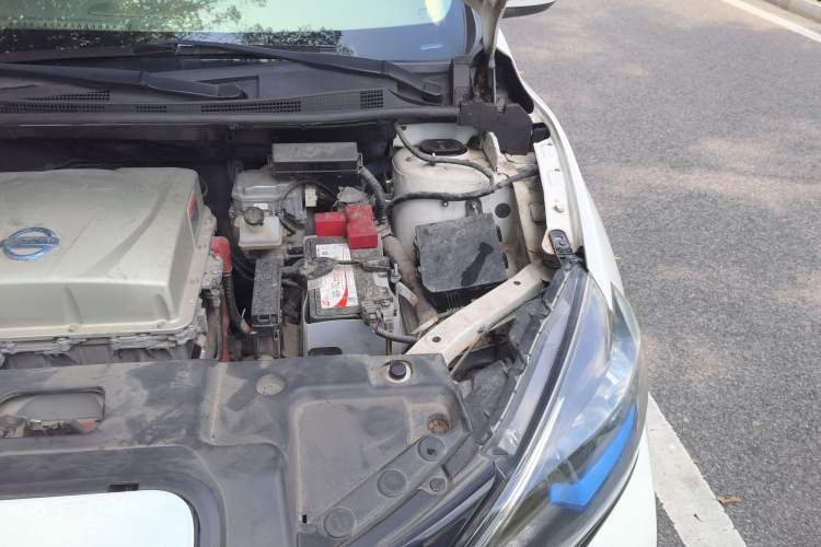 Used Nissan Sylphy EV 2018 Smart Edition Engine Bay Left