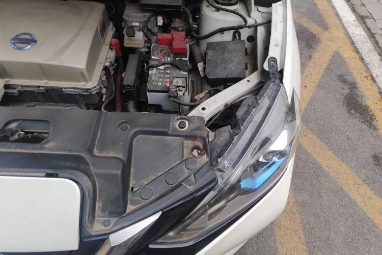 Used Nissan Sylphy EV 2018 ZhiZun Edition Engine Bay Left