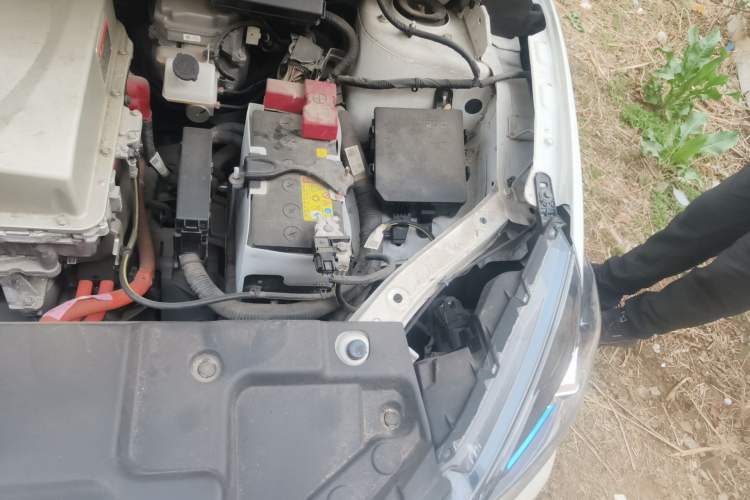 Used Nissan Sylphy EV 2018 ZhiZun Edition Engine Bay Left