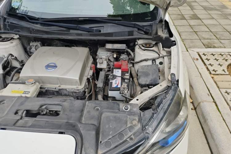 Used Nissan Sylphy EV 2018 Smart Edition Engine Bay Left