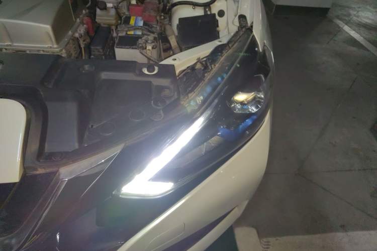 Used Nissan Sylphy EV 2018 ZhiZun Edition Engine Bay Left