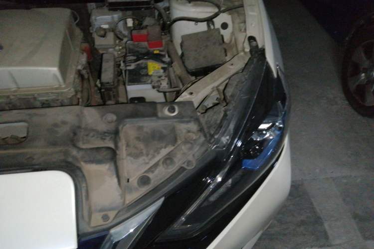Used Nissan Sylphy EV 2018 ZhiZun Edition Engine Bay Left