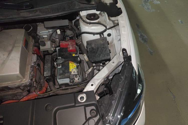 Used Nissan Sylphy EV 2018 Smart Edition Engine Bay Left
