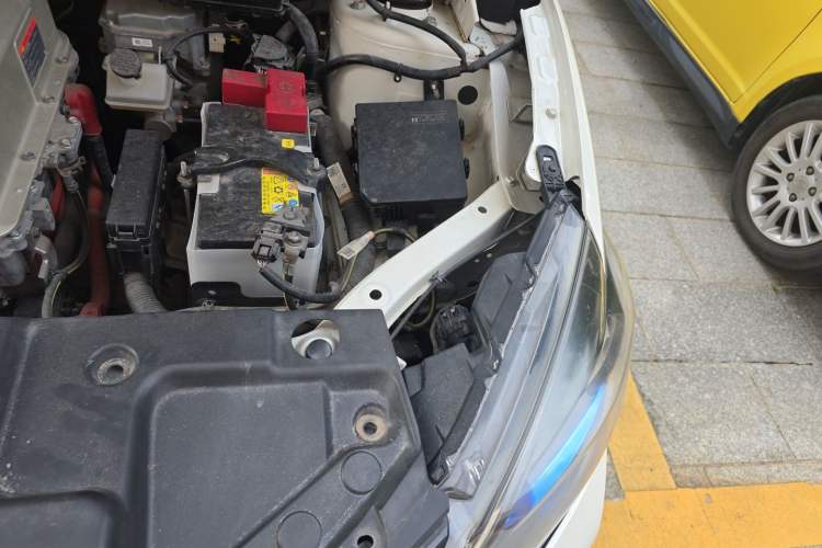 Used Nissan Sylphy EV 2018 Smart Edition Engine Bay Left