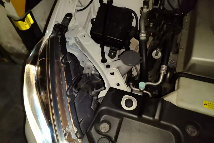 Used Nissan Sylphy EV 2018 Smart Edition Engine Bay Right
