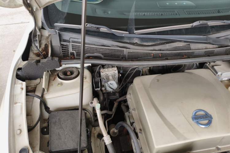 Used Nissan Sylphy EV 2018 ZhiZun Edition Engine Bay Right