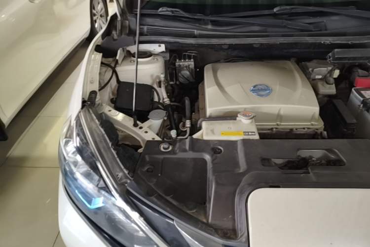 Used Nissan Sylphy EV 2018 Smart Edition Custom Version Engine Bay Right