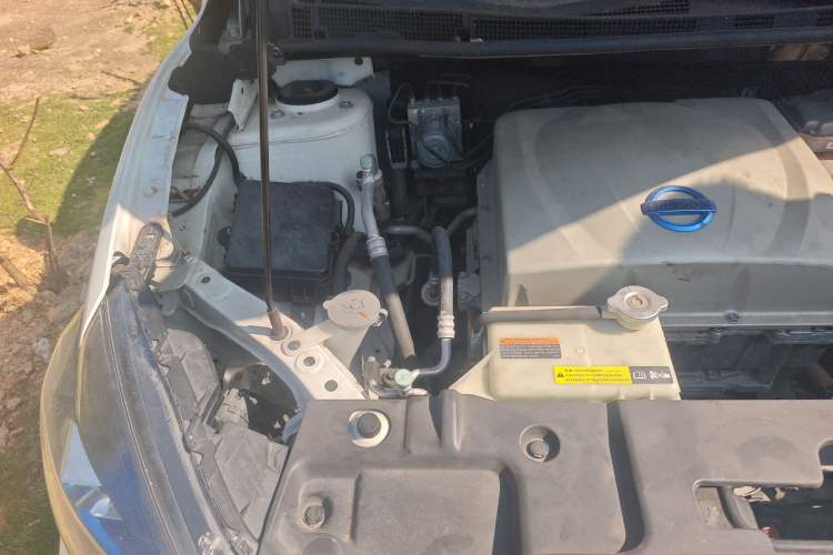 Used Nissan Sylphy EV 2018 ZhiZun Edition Engine Bay Right