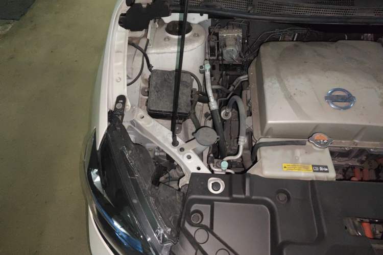 Used Nissan Sylphy EV 2018 Smart Edition Engine Bay Right