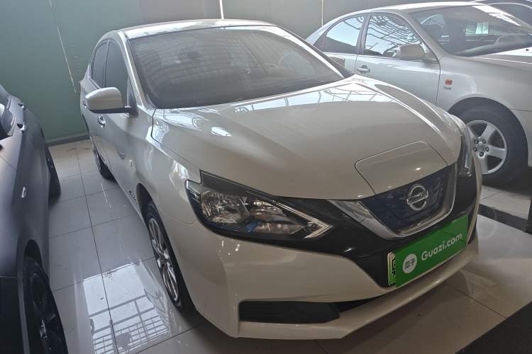 Used Nissan Sylphy EV 2018 Smart Edition Exterior 2