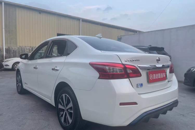 Used Nissan Sylphy EV 2018 Smart Edition Exterior 3