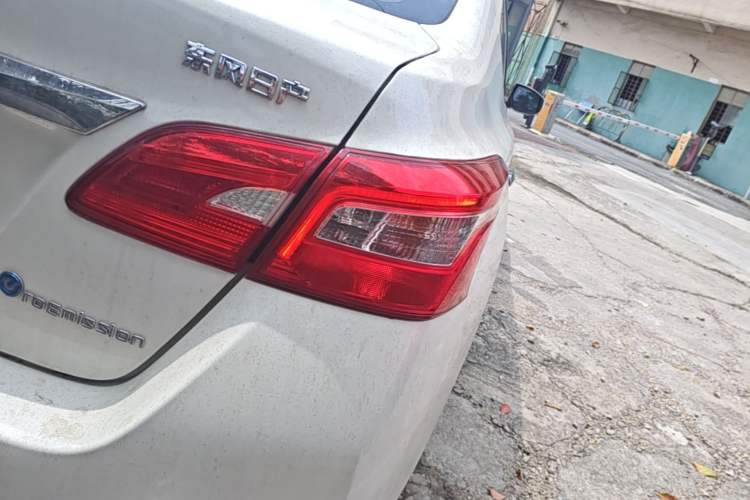 Used Nissan Sylphy EV 2018 ZhiZun Edition Exterior 3