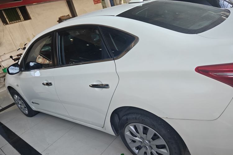 Used Nissan Sylphy EV 2018 Smart Edition Exterior 3