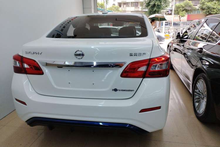 Used Nissan Sylphy EV 2018 ZhiZun Edition Exterior 4