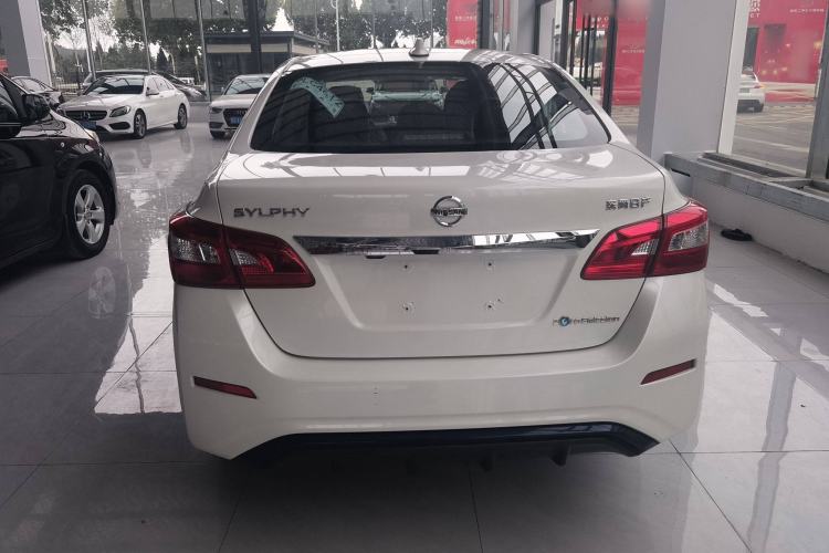 Used Nissan Sylphy EV 2018 ZhiZun Edition Exterior 4
