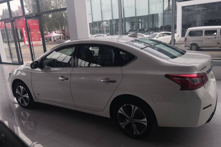 Used Nissan Sylphy EV 2018 ZhiZun Edition Exterior 5