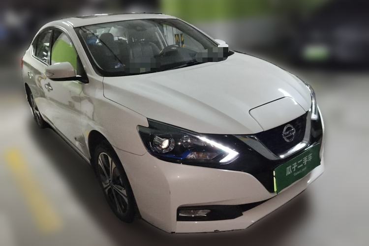 Used Nissan Sylphy EV 2018 ZhiZun Edition Front Right 45 Deg