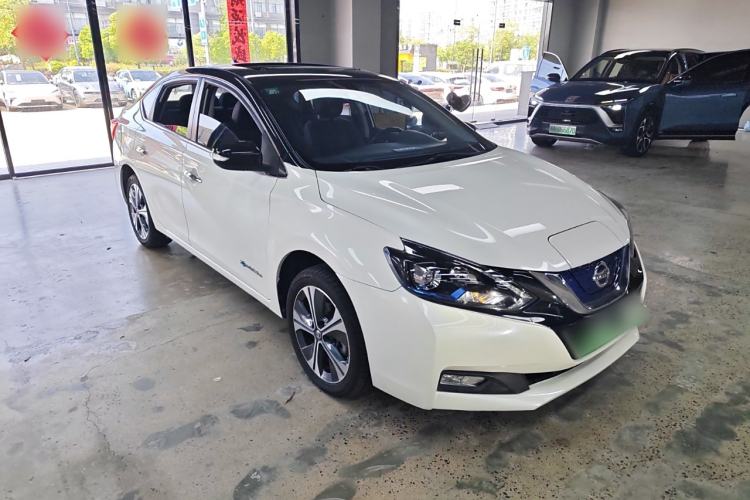 Used Nissan Sylphy EV 2018 ZhiZun Edition Front Right 45 Deg
