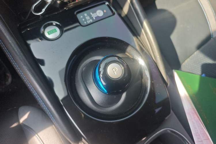 Used Nissan Sylphy EV 2018 ZhiZun Edition Gear Lever