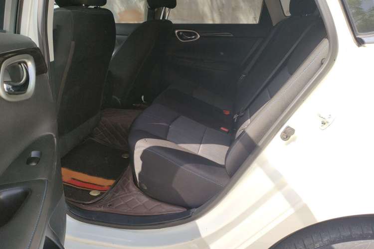 Used Nissan Sylphy EV 2018 Smart Edition Interior 1