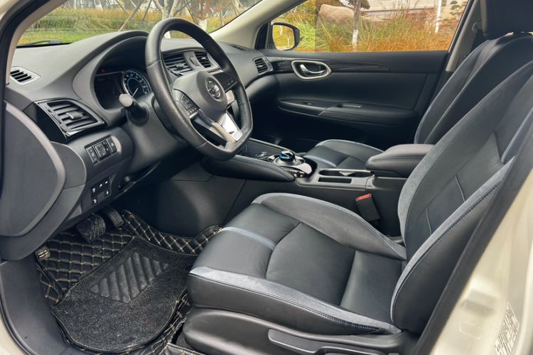 Used Nissan Sylphy EV 2018 ZhiZun Edition Interior 2
