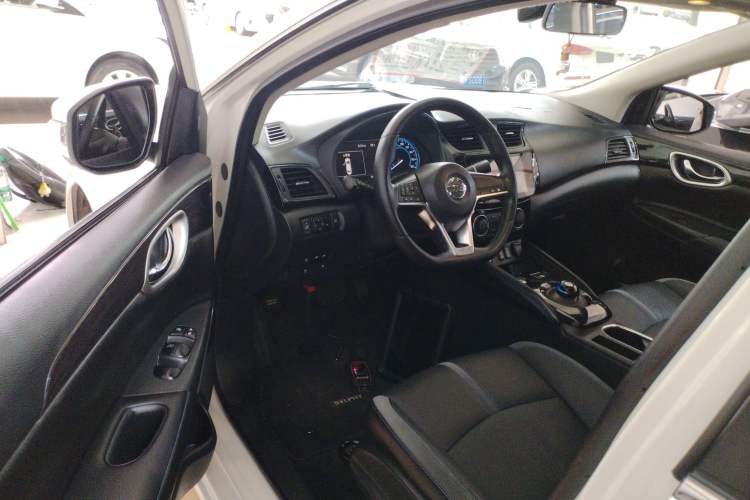 Used Nissan Sylphy EV 2018 ZhiZun Edition Interior 3