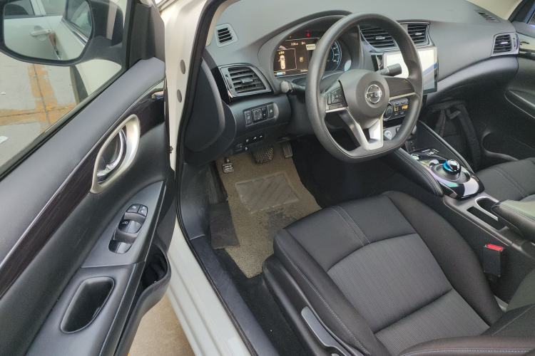 Used Nissan Sylphy EV 2018 Smart Edition Interior 3