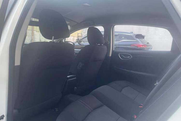 Used Nissan Sylphy EV 2018 Smart Edition Interior 3