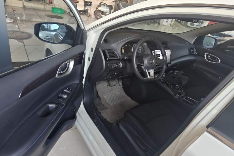 Used Nissan Sylphy EV 2018 Smart Edition Interior 3