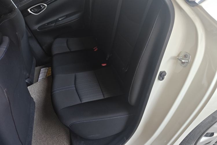 Used Nissan Sylphy EV 2018 Smart Edition Interior 4