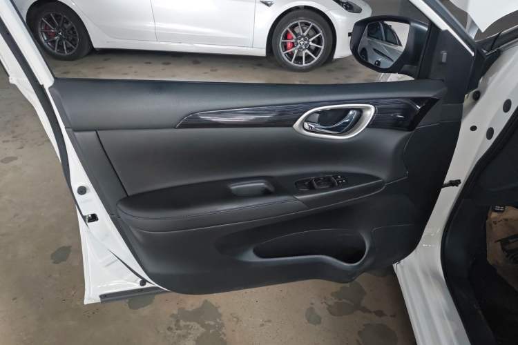 Used Nissan Sylphy EV 2018 ZhiZun Edition Left Front Door Interior