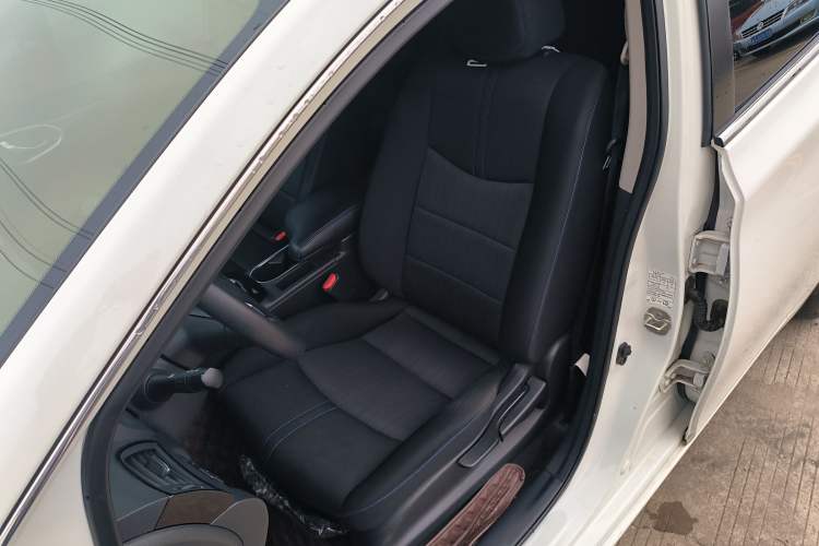 Used Nissan Sylphy EV 2018 Smart Edition Custom Version Left Front Seat